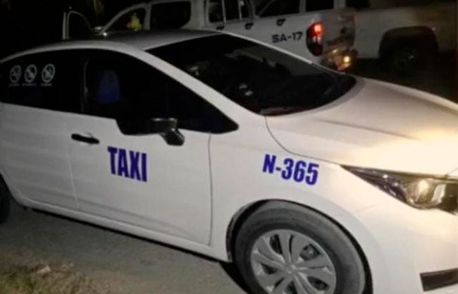 Sancionan con multa de 22 mil pesos a chofer de taxi clonado en Piedras Negras