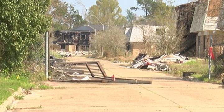 City moves forward with demolition plans for Place Vendome apartments