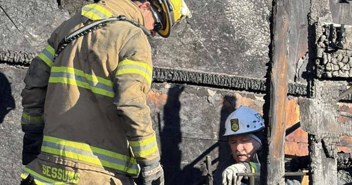 Highway 30 could close on Wednesday as portion of New Plymouth bar must be demolished