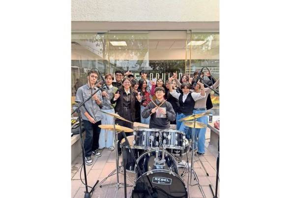 Celebran a los músicos en su día