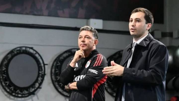 Di Carlo acompañó al plantel de River tras la derrota en el Monumental