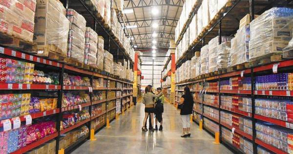 Black Week: supermercados mayoristas arrancan semana de descuentos en todo el país