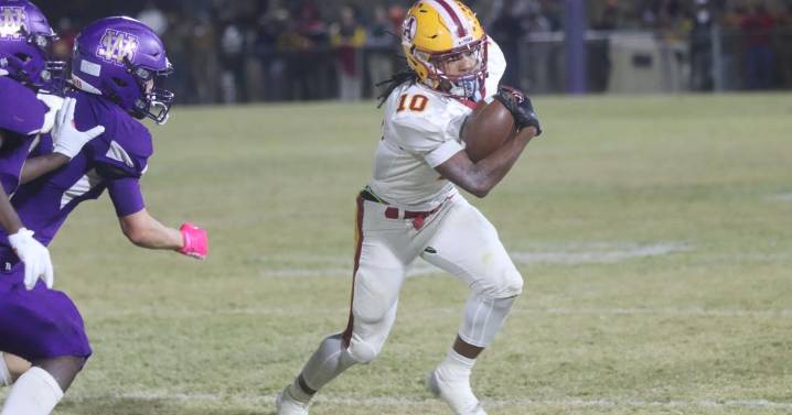 Abbeville wins region title, downs undefeated Ware Shoals