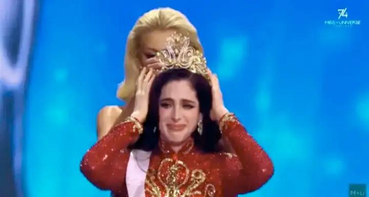 Mexico’s Fátima Bosch Crowned 74th Miss Universe; Saina Nehwal Among Judges