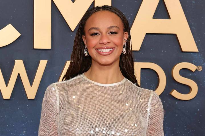 'Dance Moms' Alum Nia Sioux's Favorite Books Include Glennon Doyle and Misty Copeland