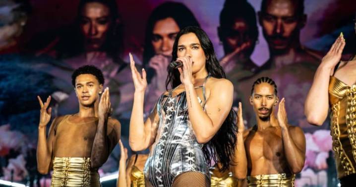 Dua Lipa brilló en su segundo River con una canción de Miranda