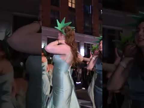 New Yorkers prove they know how to ‘thrill’ for annual Village Halloween Parade #shorts