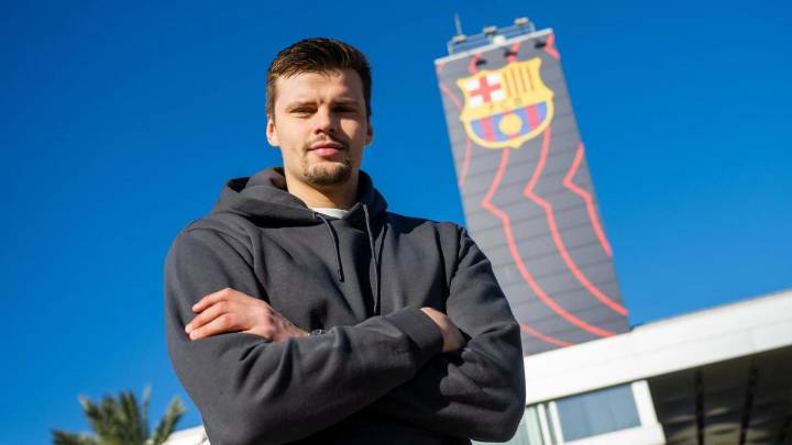 El Barça anuncia el fichaje del portero Sergey Hernández