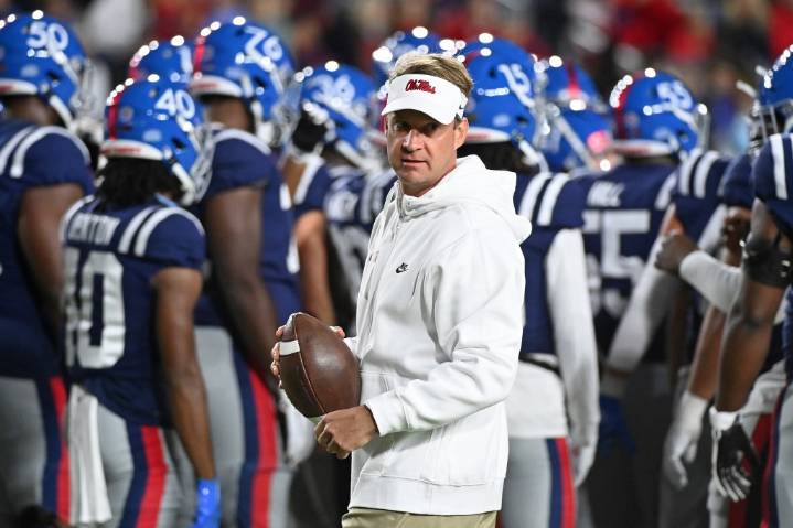 LSU nonsense gives UF an edge in Kiffin sweepstakes