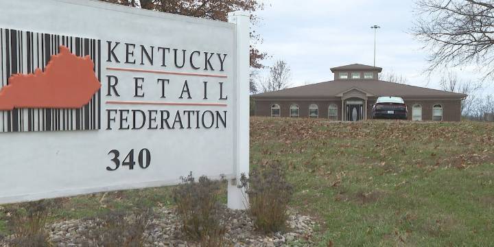 Thanksgiving grocery costs down 5%, but menu matters