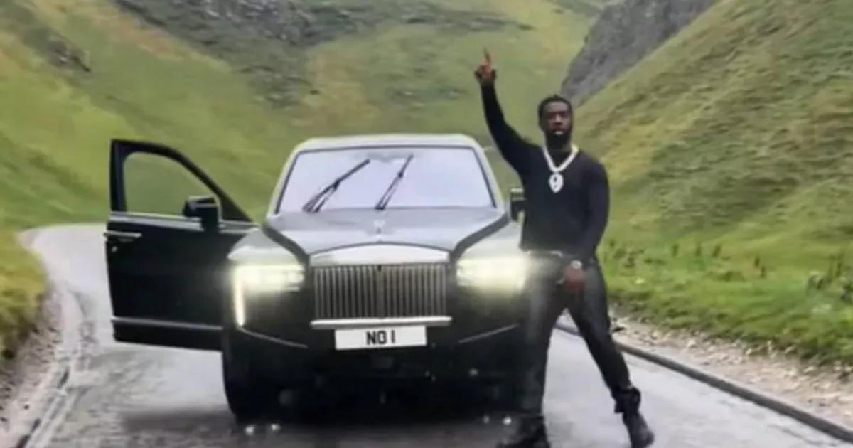 Police called to Peak District after rapper blocks road with £300k Rolls