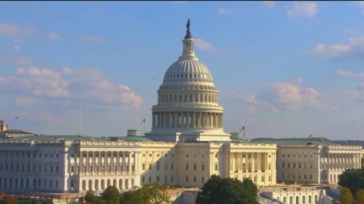 Senate votes 60-40 on bill to end government shutdown