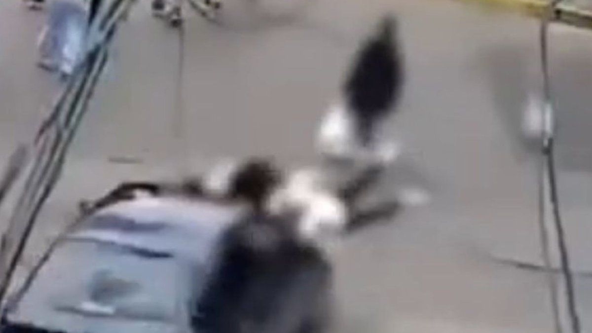 Conductor atropelló a tres jubiladas en Lanús: el hijo de una de ellas confesó que su madre "cruzó mal"