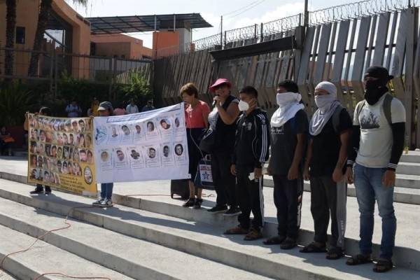 Exigen familiares de desaparecidos apoyos a la CEAV