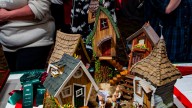 See who won the 2025 National Gingerbread House…