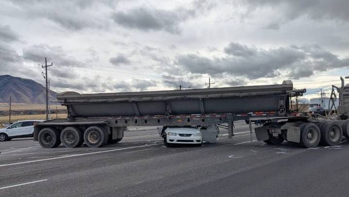 One person in critical condition after crash on Hwy 36 in Tooele County