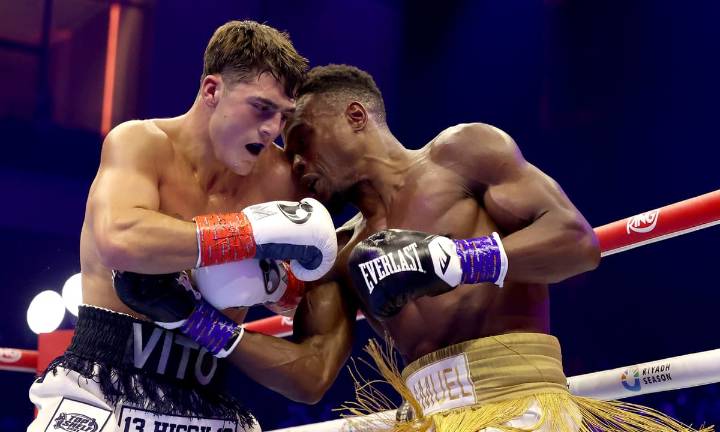 Benavidez vs Yarde LIVE: Boxing fight stream, latest updates and undercard results