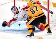 Penguins beat Capitals behind Sidney Crosby, red