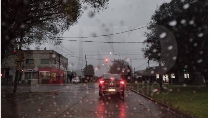 Entre Ríos: alerta por fuertes tormentas para siete departamentos