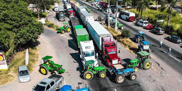 Campesinos y transportistas liberaron las carreteras de Jalisco