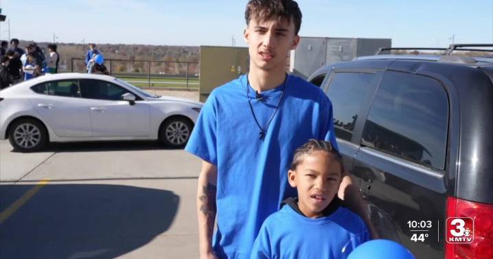 'It was the perfect friendship': community honors 17