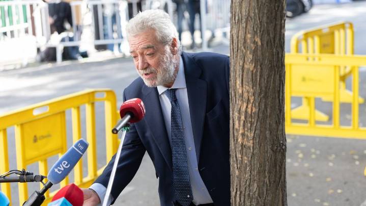 Miguel Ángel Rodríguez asegura que se vio obligado a filtrar que había negociaciones con la Fiscalía por el novio de Ayuso