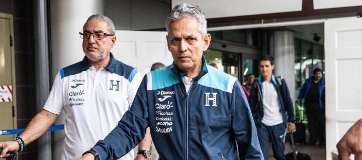 Reinaldo Rueda no aguantó el llanto tras eliminación de Honduras del Mundial
