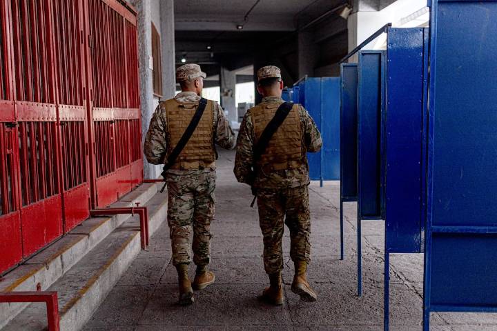 Los chilenos eligen este domingo nuevo presidente, entre descontento por alta inseguridad y problemas económicos