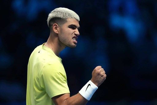 Carlos Alcaraz triumphs over Alex de Minaur in ATP Finals opener