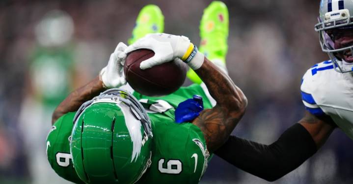 Eagles Injury Report: DeVonta Smith misses practice again