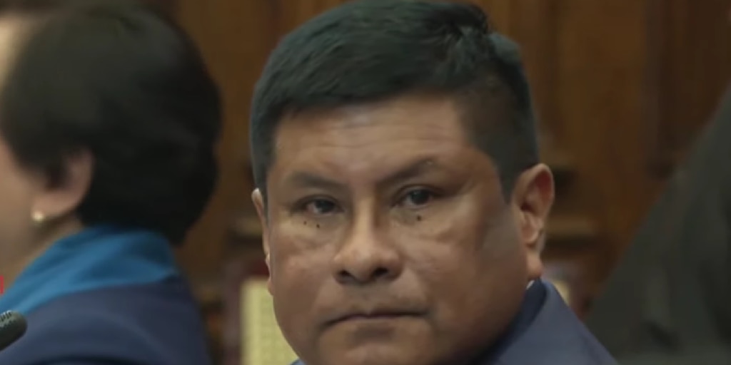 Difunden audios atribuidos a Iván Paredes, jefe del INPE, que lo vinculan con coima para excarcelar a expolicía