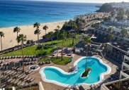 La Riu reabre el hotel Palace Calypso en primera línea de playa