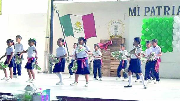 Celebran con una kermés la Revolución Mexicana