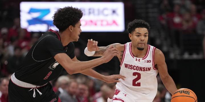 Nick Boyd scores career-high 25 points as No. 24 Wisconsin beats Northern Illinois 97