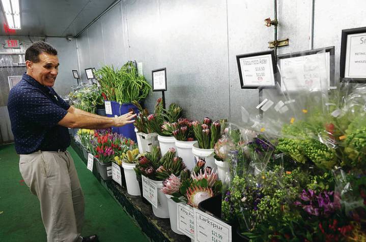 Hawaii’s flower industry wilts as it faces changing tastes, global competition
