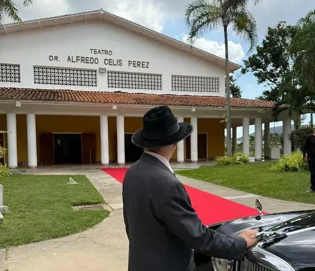 Valencia se viste de gala para rendir homenaje a Frank Sinatra en un evento inolvidable