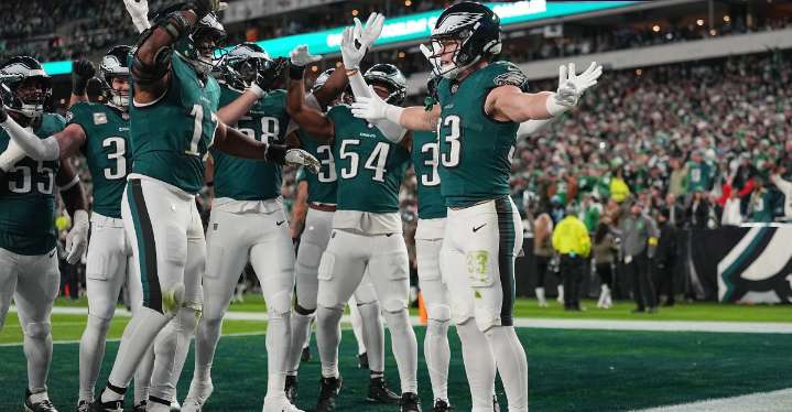 Eagles vs. Lions: Third quarter score updates