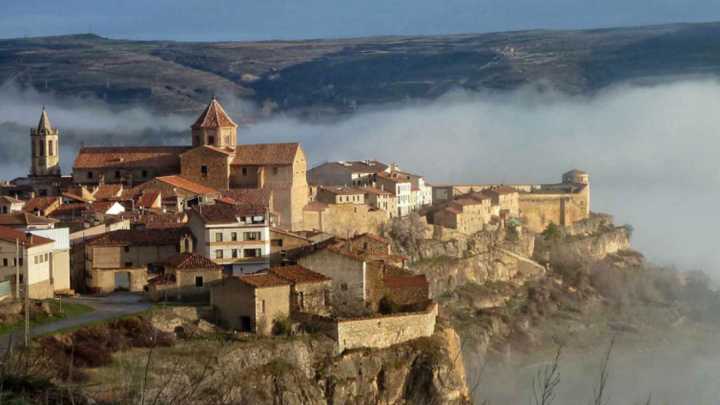 El pueblo de Teruel conocido por el 'Tigre del Maestrazgo' y que es toda una atracción para la gente joven: "Un pequeño oasis contra la despoblación"