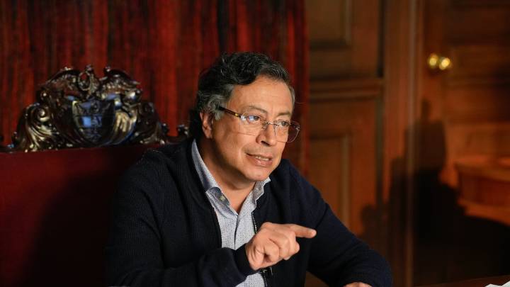 Juan Daniel Oviedo advierte al próximo presidente sobre los graves problemas que dejaría Petro