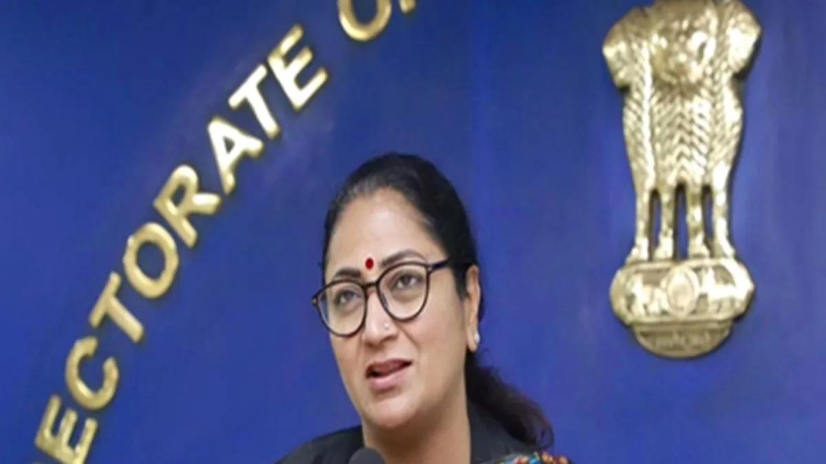 Delhi Govt, MCD to operate in staggered shifts to ease traffic and curb pollution