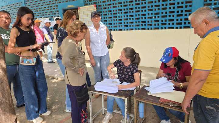 Masiva votación en Cuarta Consulta Popular en Maracaibo