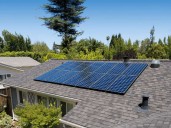 Colombianos podrán comprar paneles solares a crédito con el FNA