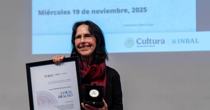 Coral Bracho: poesía para dialogar con su entorno