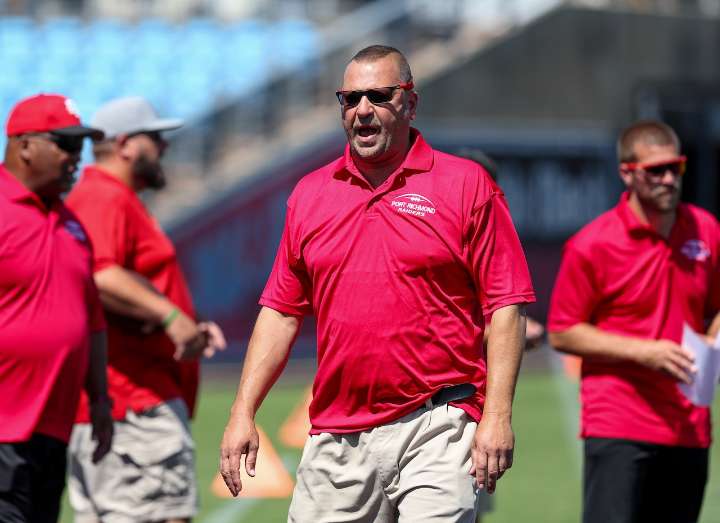 Staten Island HS football roundup (11-9-25): PR’s Vesce gets win in final regular-season game; Petrides picks up forfeit win on Senior Day