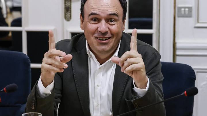 Feijóo designa a Pérez Llorca como candidato del PP para sustituir a Mazón