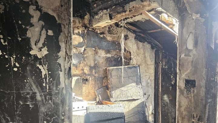 Un incendio consumió por completo una vivienda en Rafael Calzada