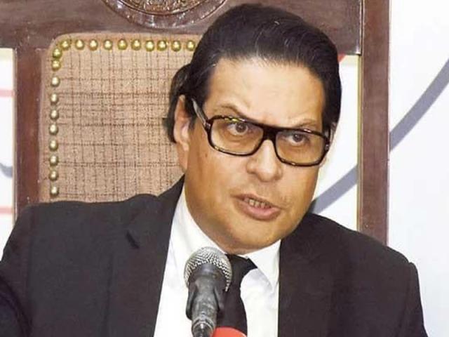 PTI holds back on FCC move