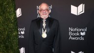 La comunidad hispana, galardonada en los 2025 National Book Awards