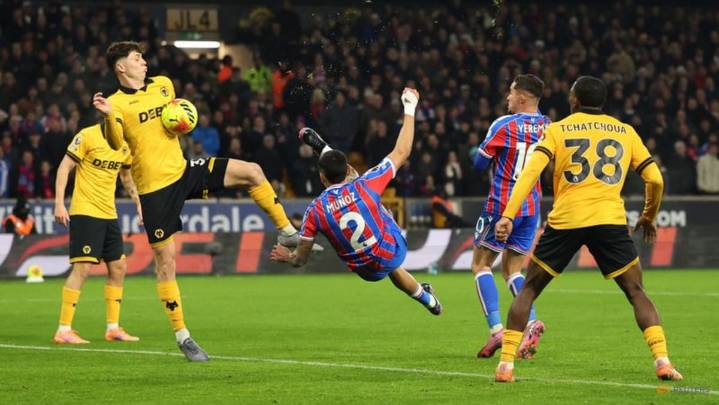 Edwards reign at Wolves begins with home loss to Palace