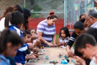 Saltillo: taller de plastilina revitaliza espacios públicos para niños